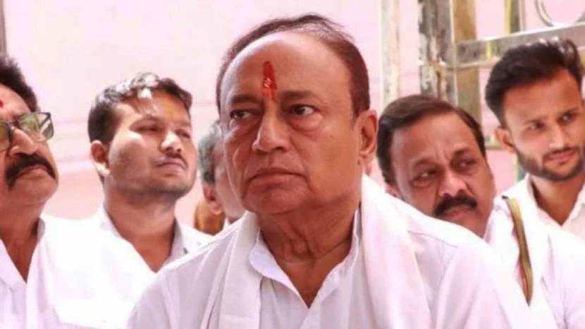 Congress leader Digvijay Singh brother Laxman Singh (Facebook)