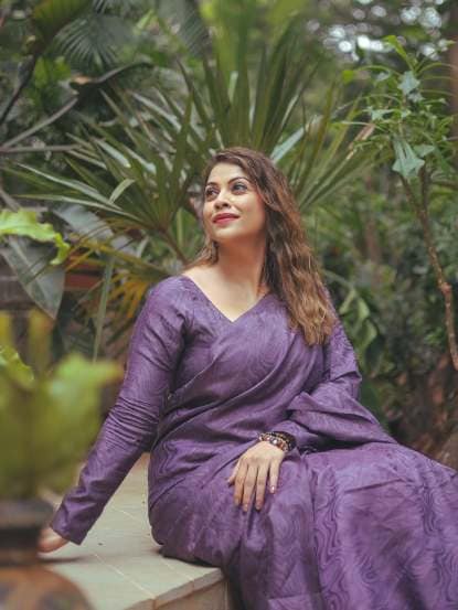 Deepali Pansare Purple Saree Look