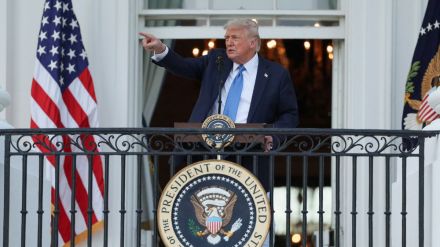 President Donald Trump on Sunday Warns Iran