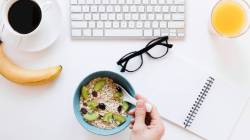 Foods That Give Energy: सतत चिडचिड होते, खूप राग येतो? मग आजपासूनच खा ‘हे’ ६ पदार्थ; वाटेल एकदम फ्रेश