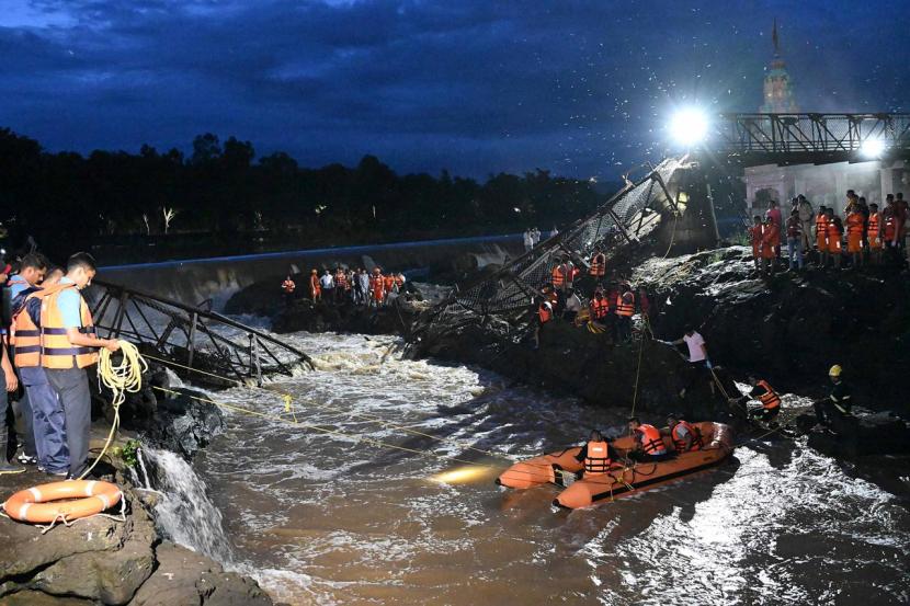 Kundmala Bridge Collapse Pune Latest Updates in Marathi