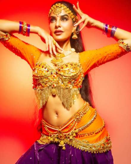 Jacqueline Fernandez, Jacqueline Fernandez Dazzling Look