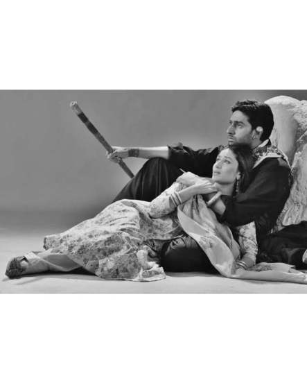 Kareena Kapoor shares pictures from refugee movie completed 25 years with abhishek Bachchan