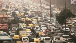 Traffic Jam : महामार्गावर ३२ तास वाहतूक कोंडी, तीन जणांचा वाटेतच मृत्यू; नेमकी कुठं घडली घटना?