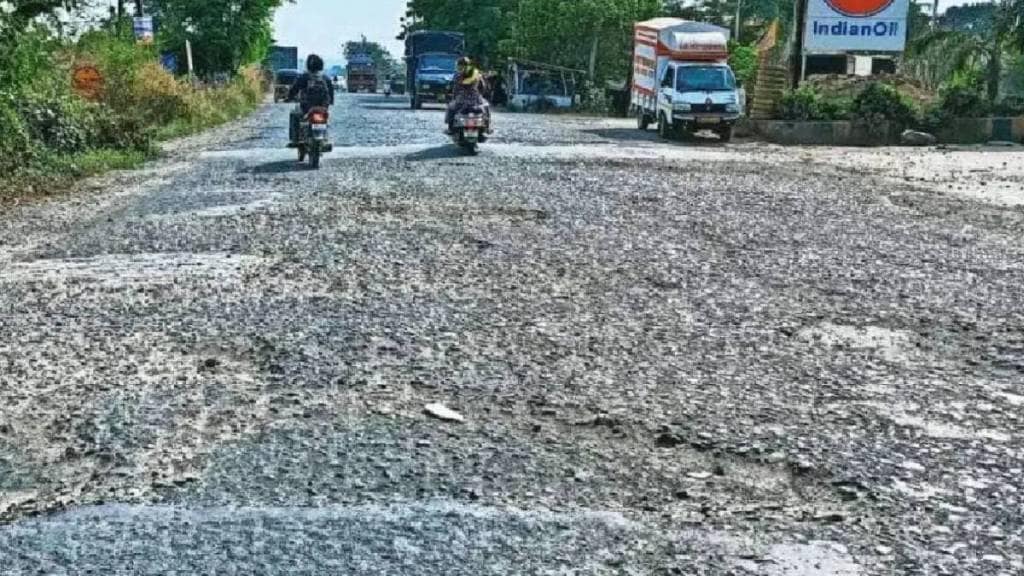 Roads in MIDC near Navi Mumbai potholes,