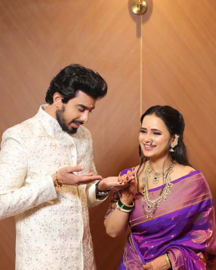 Madhura Joshi Purple Paithani Saree Look