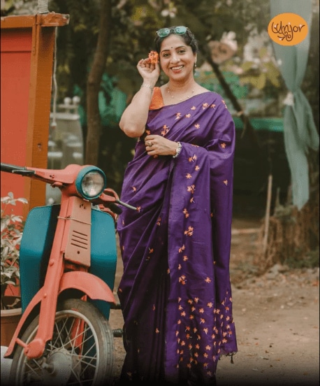 Madhurani Gokhale Purple Saree Look