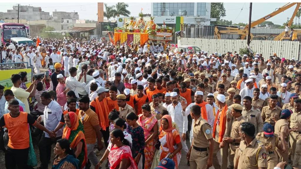 sant dnyaneshwar mauli palkhi in barad phaltan
