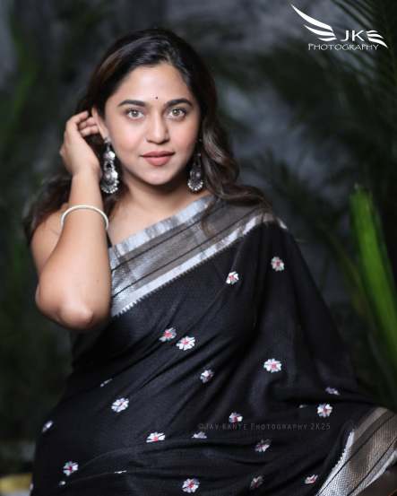 Mrunmayee Deshpande Black Saree Look