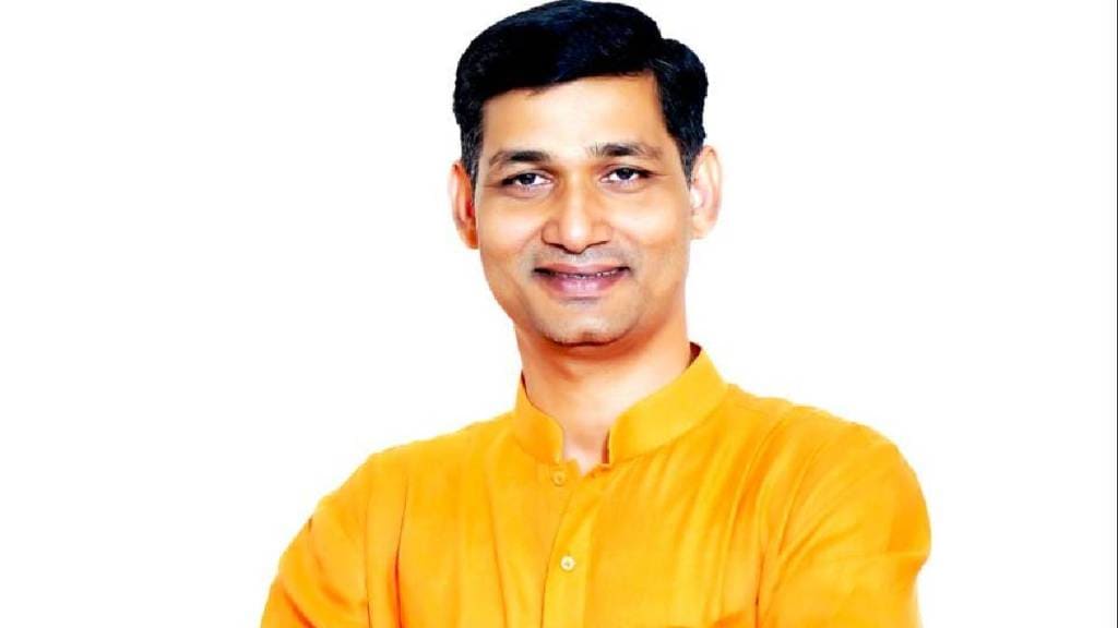 Shinde Sena MLA Narendra Bhondekar criticise MLA Parinay Phuke over Bhandara politics