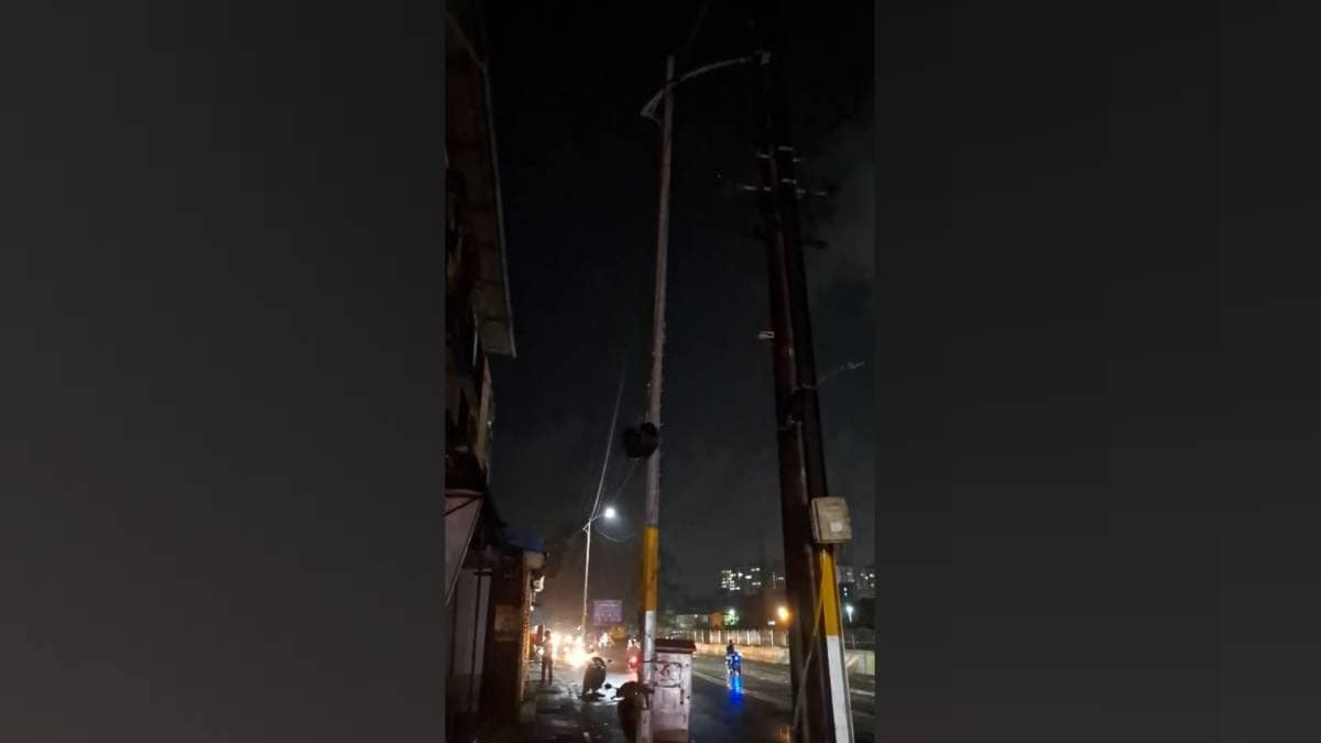 Streetlights out in Vasai Virar forcing citizens to travel in darkness and risking accidents