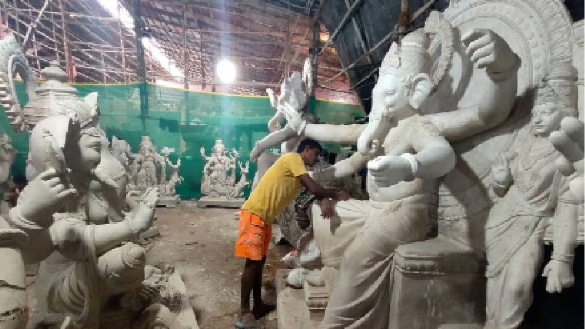 mumabi POP ganpati Idol ban is yearly but its enforcement still raises questions