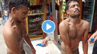 A motorcyclist hit a vada pav vendor under the Rajiv Gandhi Bridge in Nerul, spilling all the oil on him shocking video