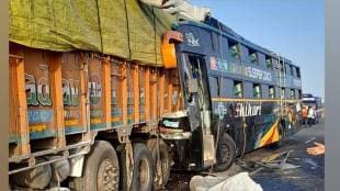 Bus from Surat to Mehkar hits goods vehicle 2 dead 24 injured near Muktainagar