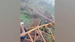 दरडी कोसळून लोखंडी शिडी पडल्यामुळे किल्ले सुमारगडचा संपर्क तुटला