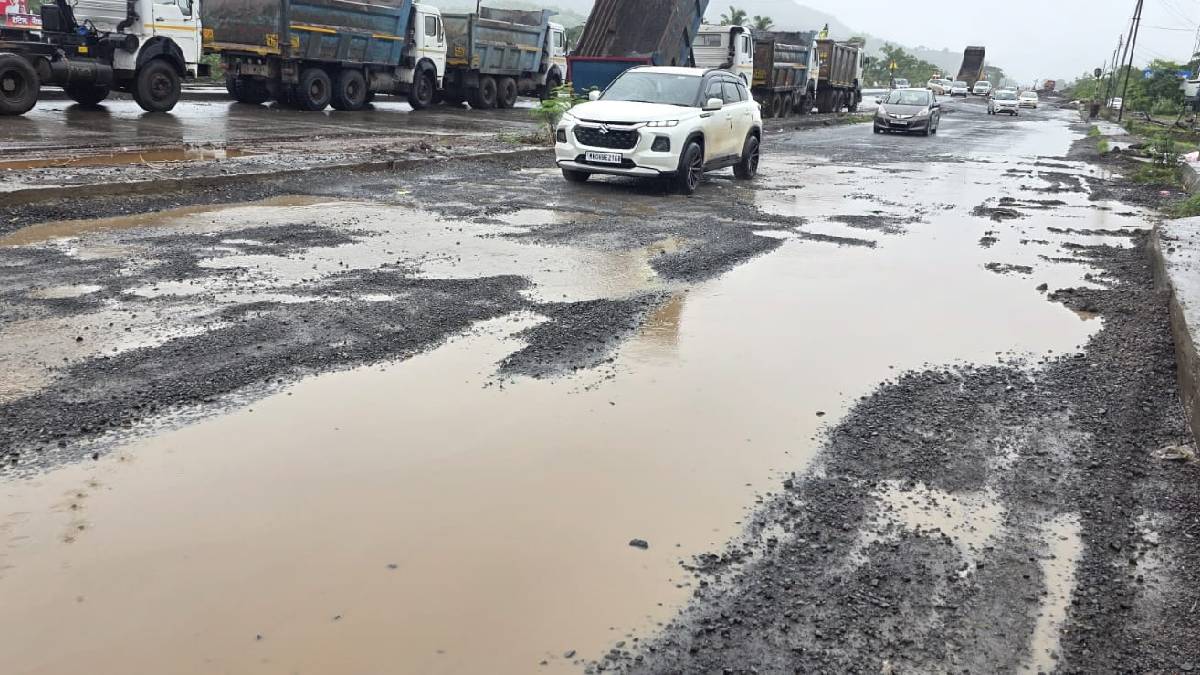 Shivarajyabhishek Day Heavy vehicles restricted on Mumbai Goa Highway and Raigad routes