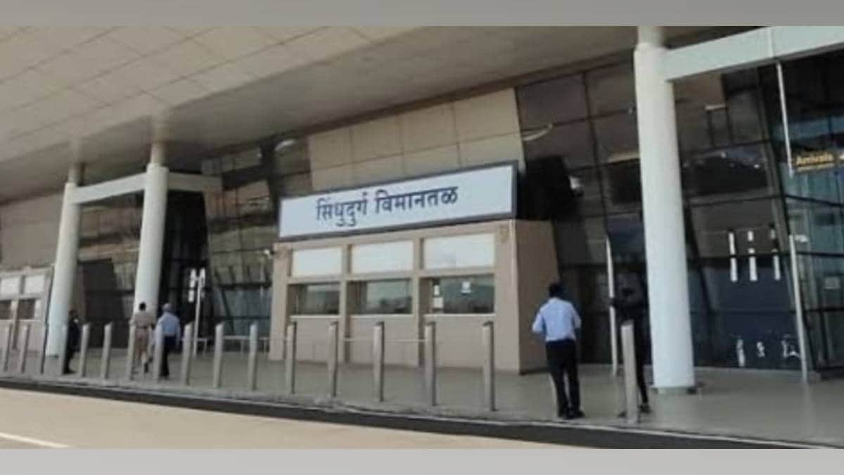 Mumbai Sindhudurg flight halt troubles workers worsening ahead of the Gauri Ganapati festival