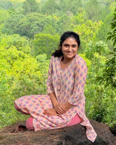 Rinku Rajguru Nature Photoshoot No Makeup Look