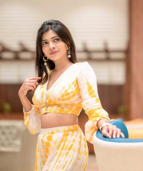 Ruchira Jadhav Pink Saree Look