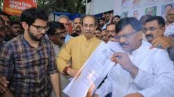 Uddhav Thackeray : उद्धव ठाकरेंचं वक्तव्य; “हिंदी पहिलीपासून आणण्याचा दुराग्रही निर्णय कुणाचा? हेदेखील अजित पवारांनी…”
