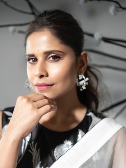 Sai Tamhankar White Saree Look