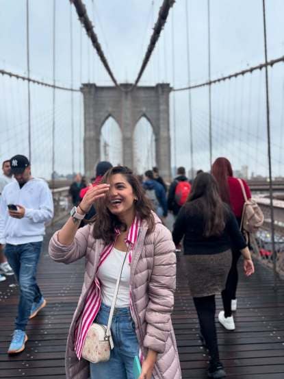 Hruta durgule brooklyn bridge new york