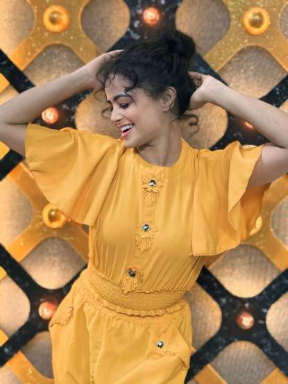 Shivali Parab Yellow Co-Ord Set Look