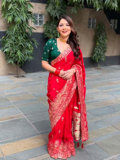 Sonalee kulkarni vat purnima 2025 look