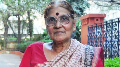 तारा भवाळकर यांचं परखड मत; “चौथीपर्यंत विद्यार्थ्यांना मातृभाषेतच शिक्षण दिलं जावं”