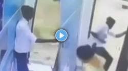 थरारक! धावत्या ट्रेनमध्ये चोरी करायला गेला; पण शेवट असा झाला की VIDEO पाहून बसेल धक्का