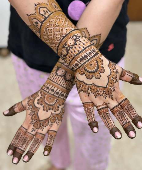 Vat Purnima 2025 Mehndi Design