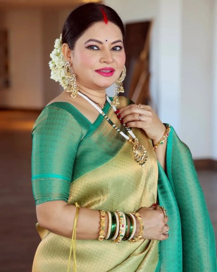 Vat Purnima 2025 Saree Colour Puja Tips