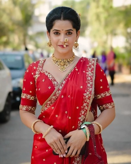 Vat Purnima 2025 Saree Colour Puja Tips