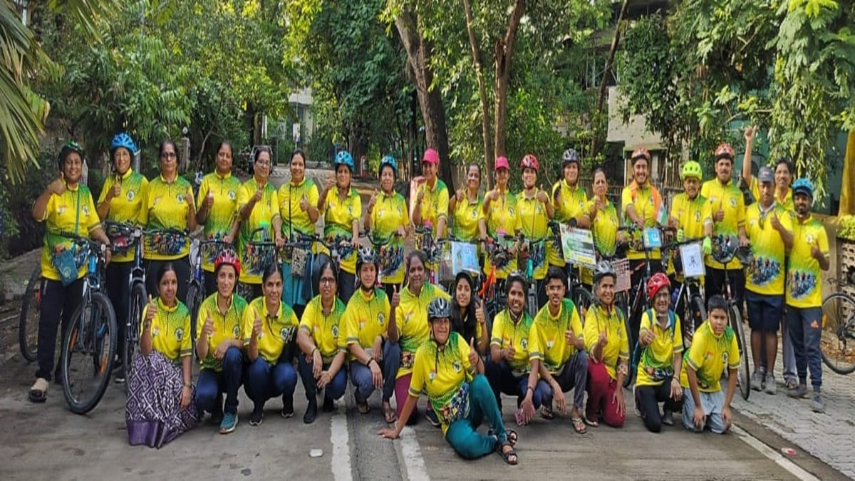 Ashadhi Wari Pandharpur, Cycle group Dombivli,