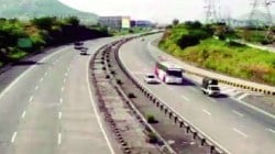 मुंबई-पुणे द्रुतगती महामार्ग आता दहापदरी