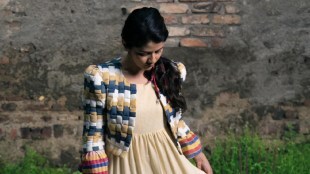 aai kuthe kay karte serila fame actress kaumudi walokar shared emotional post