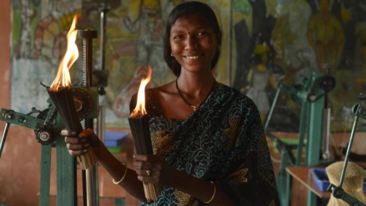 Agarbatti Project for women in Gadchiroli