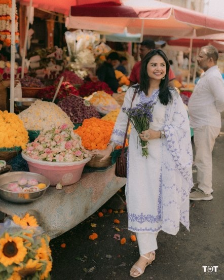 अपूर्वाच्या या फोटोला चाहत्यांनी लाईक्स आणि कमेंट्सद्वारे चांगलाच प्रतिसाद दिला आहे (फोटो सौजन्य : इन्स्टाग्राम)