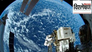 astronauts reach International Space Station