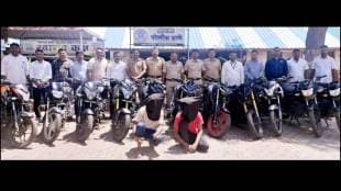shirapur police recovered stolen bikes