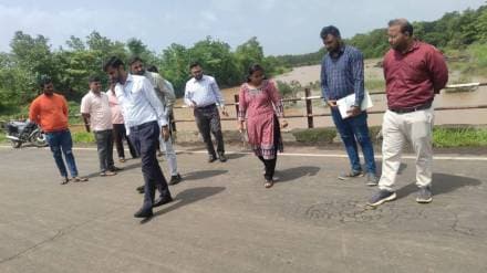 शिरीष फाटा – कांबारे-  वाशिंद मार्गावरील अवजड वाहतुकीमुळे तानसा नदीवरील पूल धोकादायक