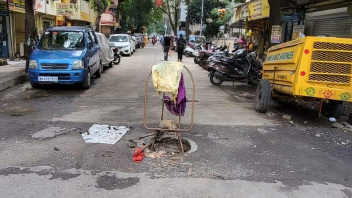 Possibility of accident due to broken underground drain cover in Dombivli