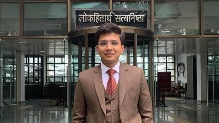 आयएएस अधिकारी शुभम गुप्तांचा नवा प्रताप; गडचिरोली, धुळे आता सांगलीतही लाचखोरीत नाव