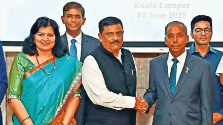 india delegation loksatta