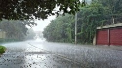 Mumbai Rain Latest Updates : मुंबईत पुढील काही तासांत पावसाचा जोर वाढणार