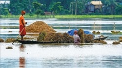 पूरग्रस्तांना मदतीचे आश्वासन; पंतप्रधान मोदींची आसाम, सिक्कीमच्या मुख्यमंत्र्यांशी चर्चा