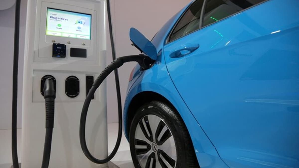 New electric vehicle policy