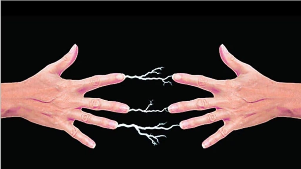 three farmers electrocuted in marathwada