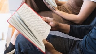 adult literacy latest news in marathi