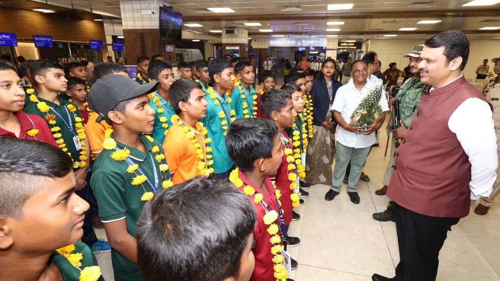 cm devendra fadanvis wishes gadchiroli students for historic flight to visit isro